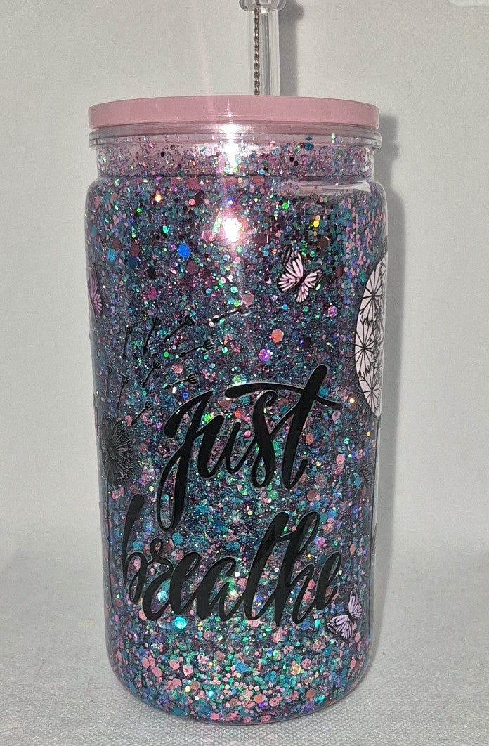✨ 16 oz snowglobe tumblers and- ready to ship ✨